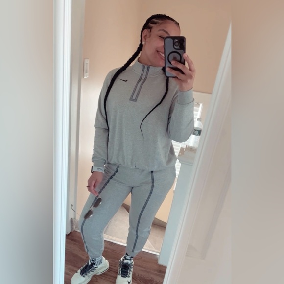 🔥MIMI IS LIVE WITH A SALE‼️‼️🔥 - Picture 4 of 5